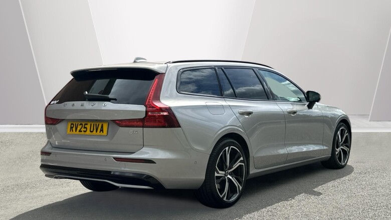 Volvo V60 2.0 B4P Ultra Dark 5dr Auto Petrol Estate